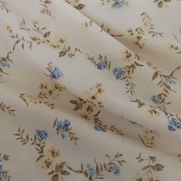 Adeirlina her Charlotte midi dress - Picture 5 of 6